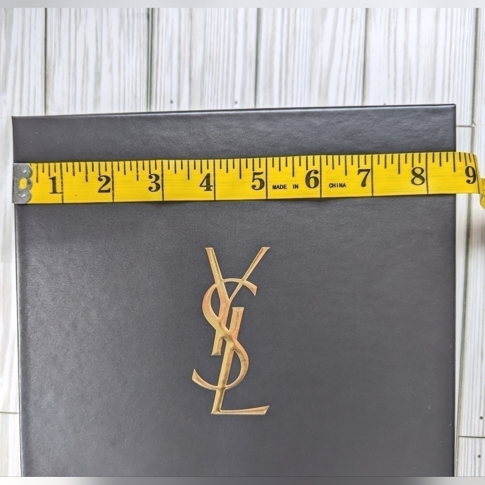 Yves Saint Laurent Black Opium Gift Box Black Gold - Picture 6 of 11